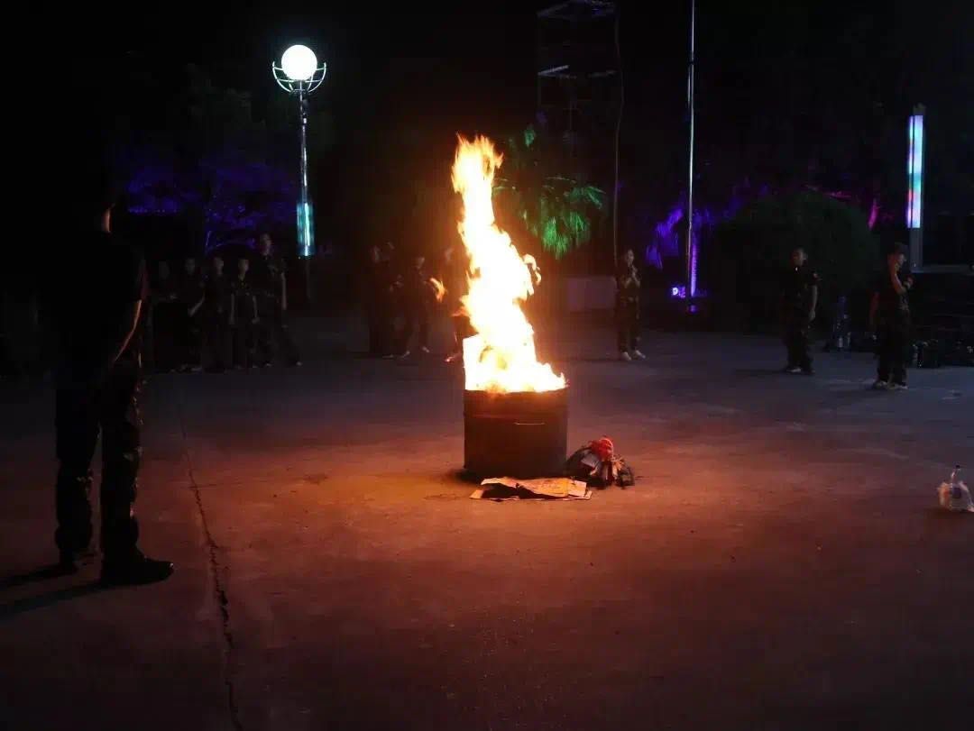 202007016f9cb1b29ee0abba.jpg 202007016f9cb1b29ee0abba.jpg